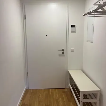 Hochwertige Zwei-zimmer-wohnung In Waldbronn